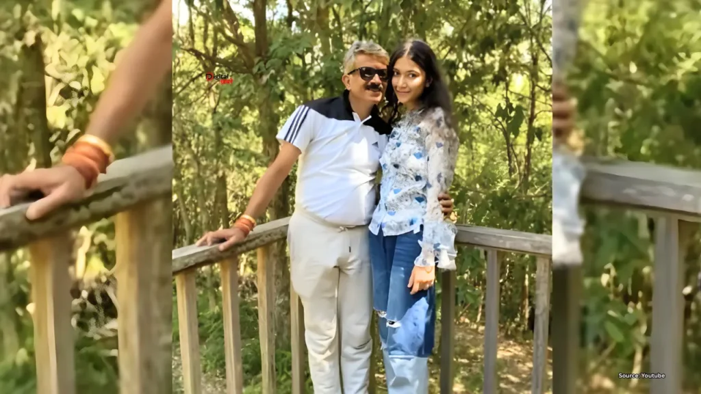 Avantika Bhatt Father Rajesh Bhatt aur ek astrologer bhi hai 